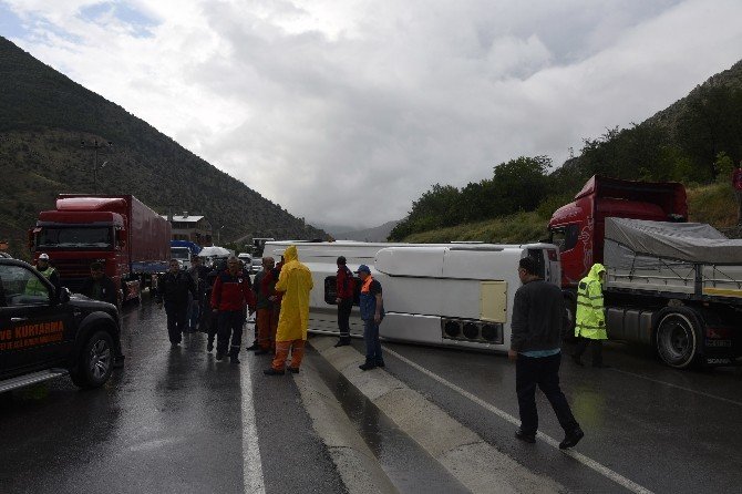 Gümüşhane’de Trafik Kazası: 13 Yaralı