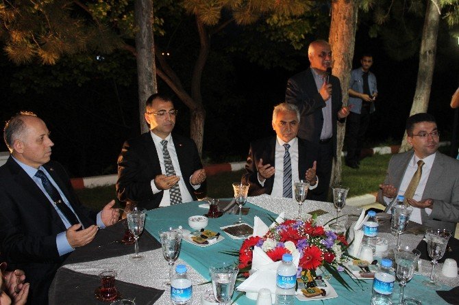 İl Emniyet Müdürlüğü Tarafında İftar Yemeği Verildi