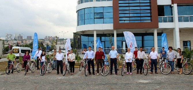Halk Sağlığından Gençlik Merkezlerine 20 Bisiklet