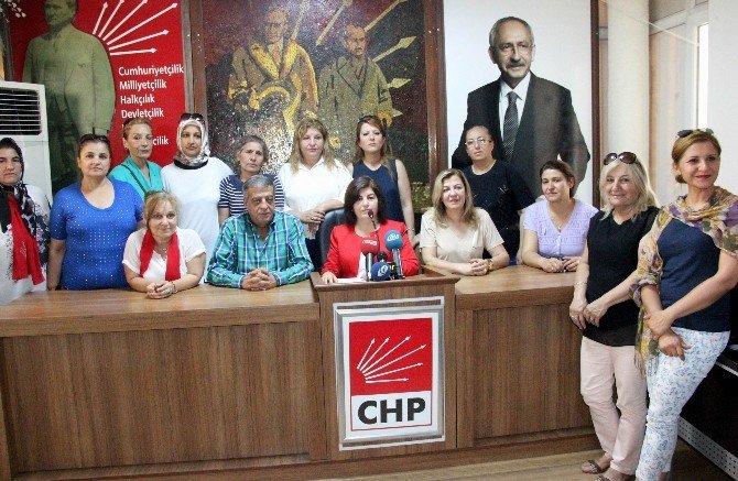 Chp’li Kadınlar Muhtarların Nikah Kıyma Yetkisine Tepki Gösterdi