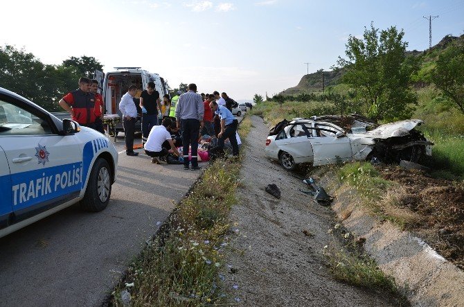 Kontrolden Çıkan Otomobil Şarampole Uçtu: 7 Yaralı