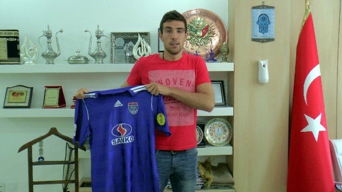 Gaziantep Büyükşehir Belediyespor Transfere Doymuyor