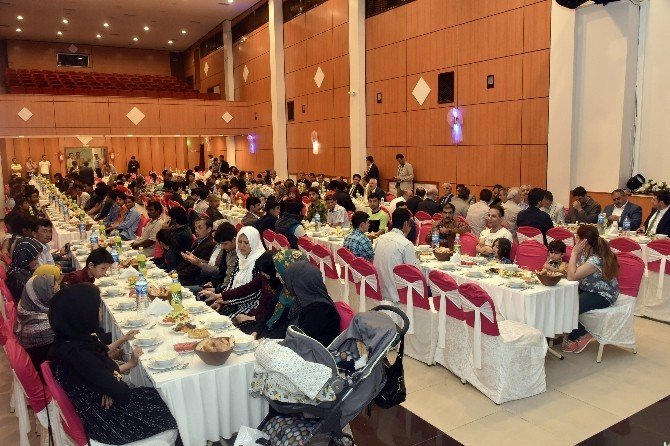 Gümüşhane’deki Göçmenler İftar Yemeğinde Buluştu
