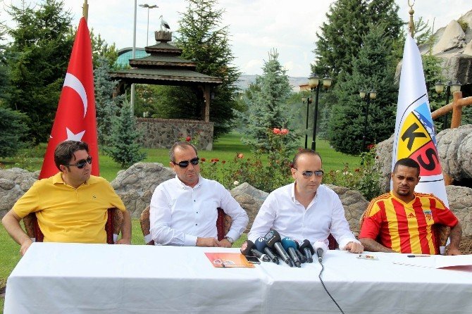 Kayserispor Welliton İle 2 Yıllık Sözleşme İmzaladı