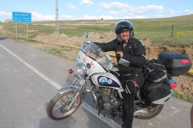 Engelliler İçin Motosikletiyle Türkiye’yi Dolaşıyor