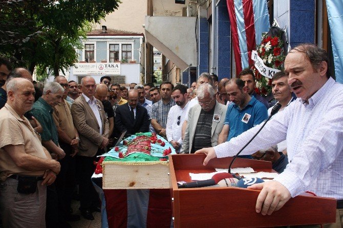 Ali Özbak İçin Ziya Bey Sosyal Tesisleri’nde Tören Düzenlendi