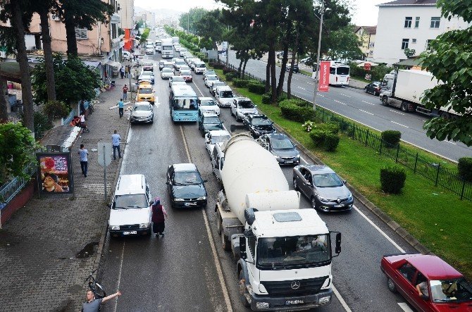 Fatsa’da Trafik Yoğunluğu