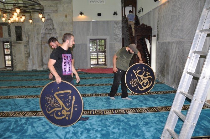 İznik Yeşil Cami Restore Edildi
