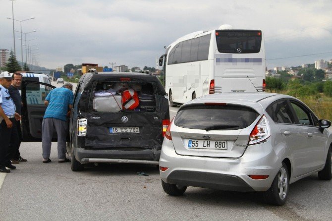 Zincirleme Trafik Kazası: 3 Yaralı