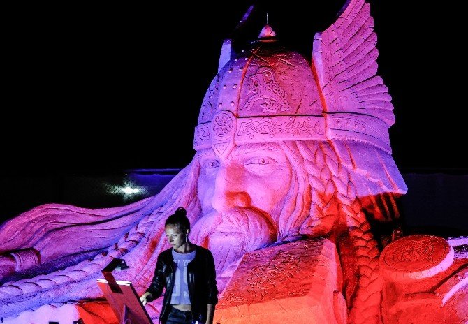 Uluslararası Antalya Kum Heykel Festivali Kapılarını Açtı