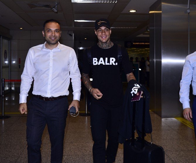 Gregory Van Der Wiel İstanbul’da