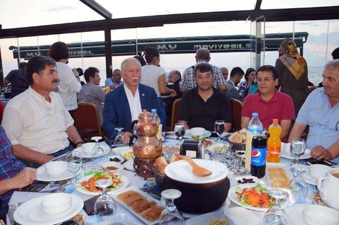 Haldun Domaç Hemşehrileriyle Bir Araya Geldi