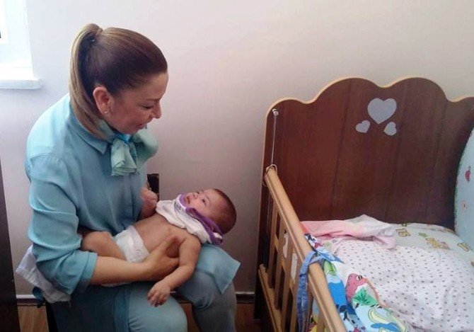 Çalık, Yaşlıları Ve Çocukları Ziyaret Etti