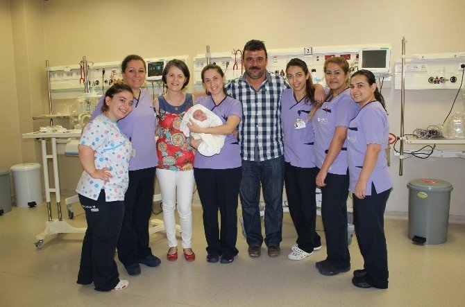 11 Yılın Ardından Çifte Bayram