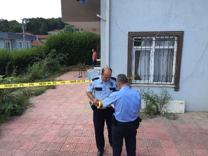 Sakarya’da Uyuşturucu Kullanan Yabancı Uyruklu Genç Ölü Bulundu