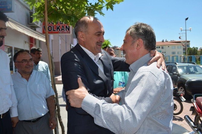 Ak Parti Manisa Milletvekili Selçuk Özdağ:
