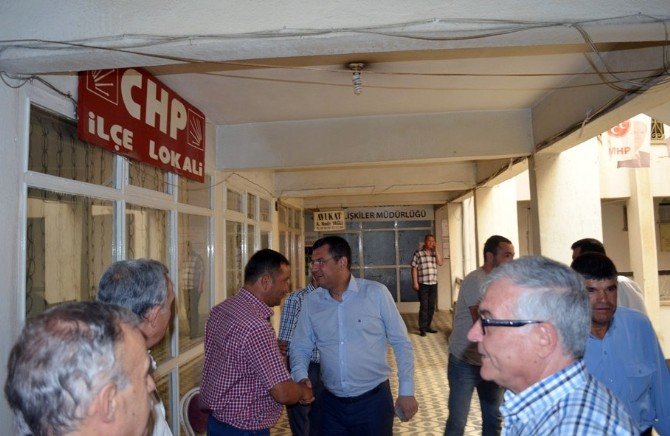 Özel, Kula’da Partililerle Bayramlaştı