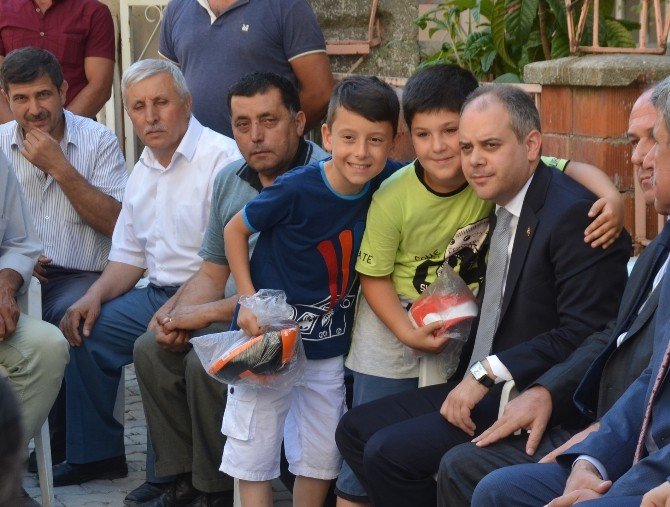 Gençlik Ve Spor Bakanı Kılıç, Kayır Ailesini Ziyaret Etti
