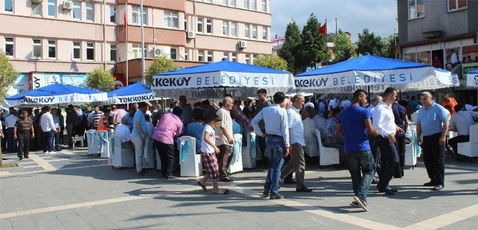 Tekkeköy Meydanda Bayramlaştı