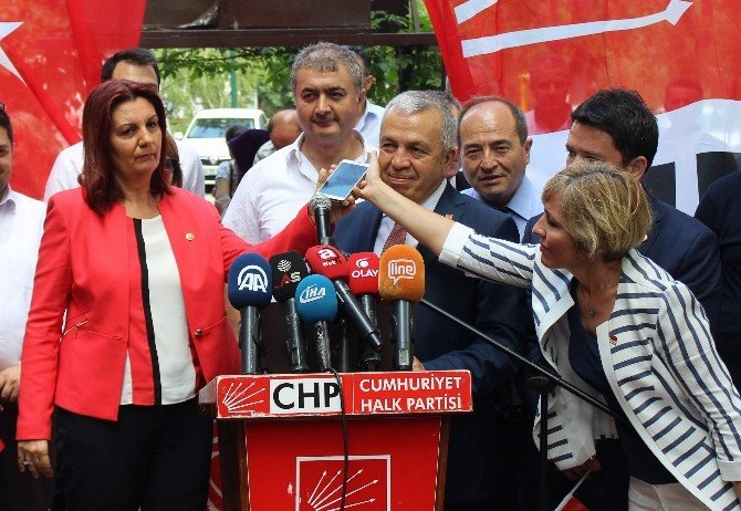 Kılıçdaroğlu Bursalı Partililerin Bayramını Telefon Bağlantısıyla Kutladı