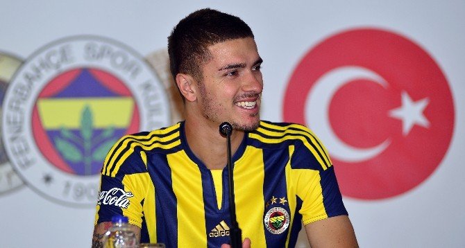 Neustadter, Fenerbahçe’ye İmzayı Attı