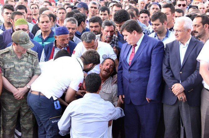 Düşen Helikopterde Hayatını Kaybeden Semra Kara Erzincan’da Toprağa Verildi