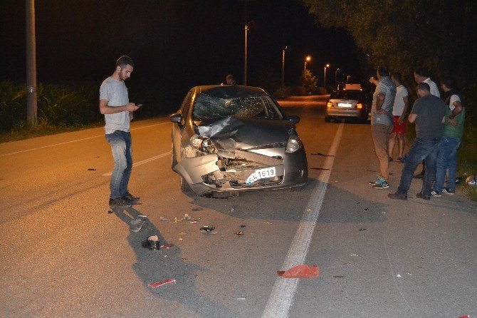 Otomobille Motosiklet Kafa Kafaya Çarpıştı: 1 Ölü
