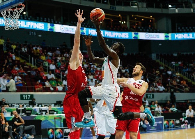 A Milli Erkek Basketbol Takımı, Senegal’i Mağlup Etti