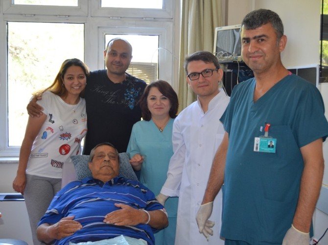 Uygun Tedavi İle Bacağı Kesilmekten Kurtuldu