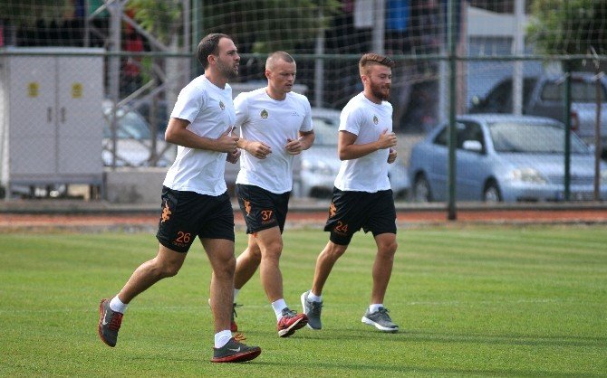 Alanyaspor Hazırlıklarını Sürdürüyor