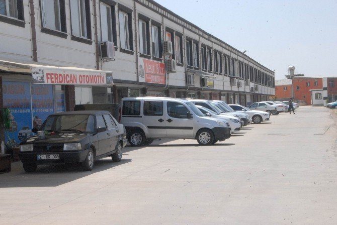 İkinci El Araç Piyasası Çöktü