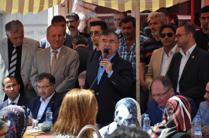 Milli Eğitim Bakanı Yılmaz: "Bu Kadar Sıkıntıya Rağmen Türkiye Büyümeye Devam Ediyor"