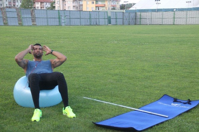 Dos Santos Tek Başına Çalıştı