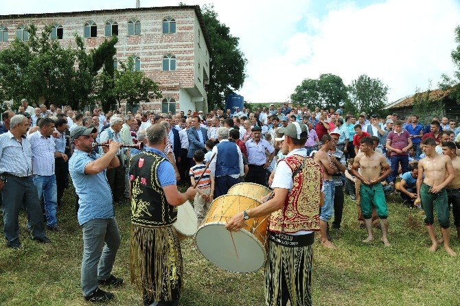 Yayla’da Güreş Şenliği