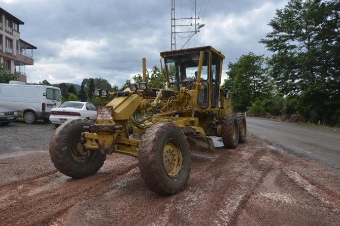 Fatsa’da Belediyeler 74 İş Makinesi İle Seferber Oldu