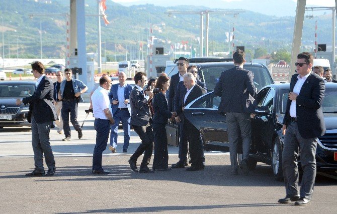 Başbakan Binali Yıldırım, Osmangazi Köprüsü’nde Basın Mensupları İle Buluştu