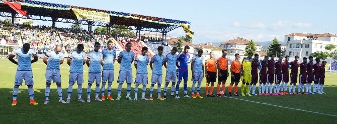 Fenerbahçe Hazırlık Karşılaşmasında Romen Takımını 3-1 Mağlup Etti