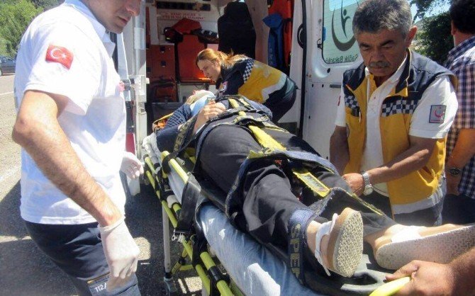 Zonguldak - Bartın Karayolu’nda Trafik Kazası: 5 Yaralı