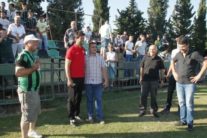 Akhisar Belediyespor’a Taraftar Morali