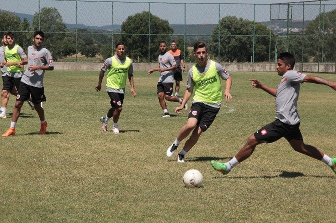Adanaspor’da Çalışmalar Sürüyor