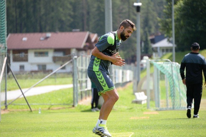 Atiker Konyaspor Çalışmaların Sürdürüyor