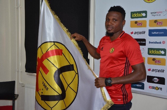 Akaminko İkinci Kez Eskişehirspor’da