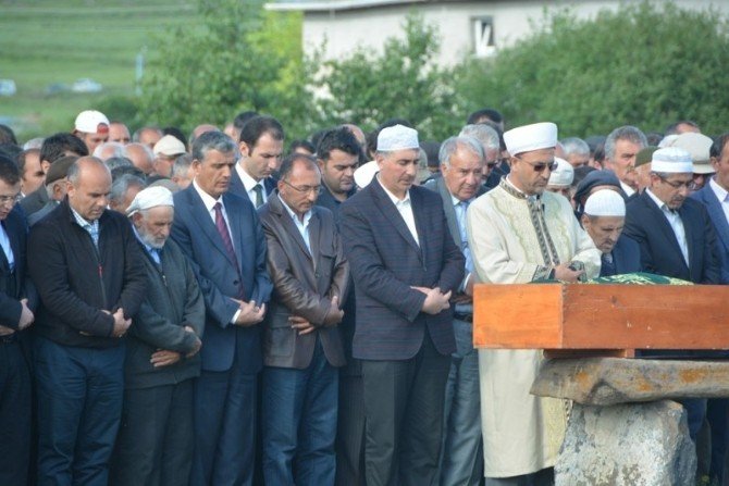 Ardahan Belediye Başkanı Faruk Köksoy’un Baba Acısı