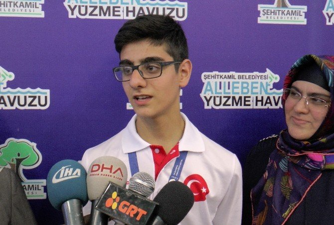 Denizi Olmayan Şehirden Dünya Yüzme Şampiyonu Oldu