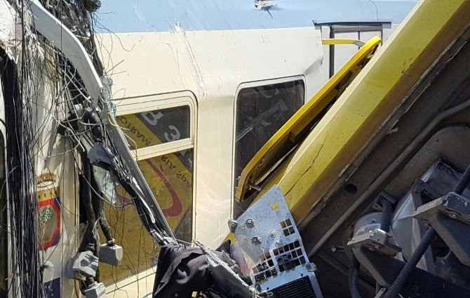 İtalya’da Tren Kazasında Ölü Sayısı 20’ye Yükseldi
