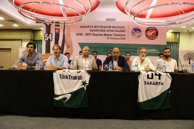 Milli Basketbolcu Kerem Gönlüm Sakarya İle Sözleşme İmzaladı