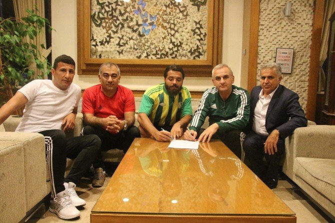 Şanlıurfaspor’da 3 İmza Birden