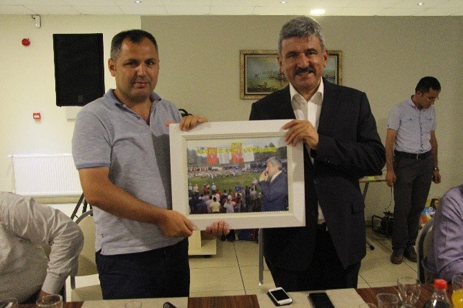 Ağadan Teşekkür Yemeği