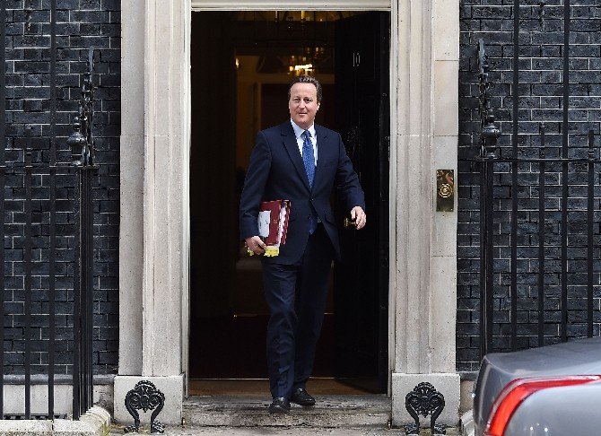 David Cameron Başbakanlık Konutundan Ayrıldı