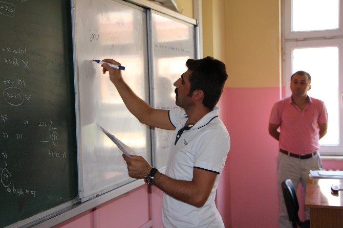 Silopi’de Ygs Yaz Kursu Açıldı